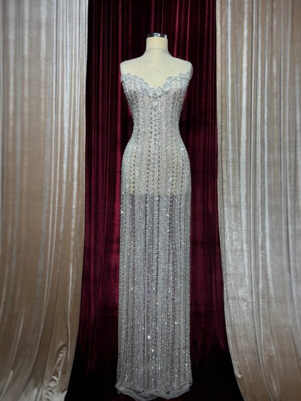 Royal Beauty - Image 3